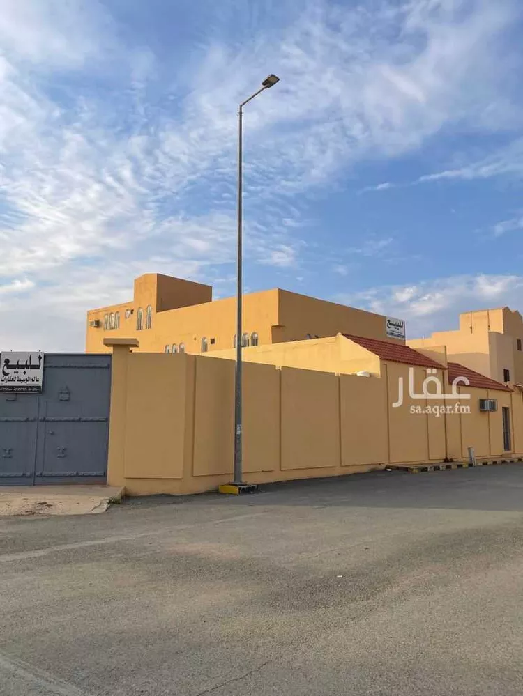 فيلا للبيع في شارع المدائني, حي التعاون, مدينة رياض الخبراء, منطقة القصيم صورة 2
