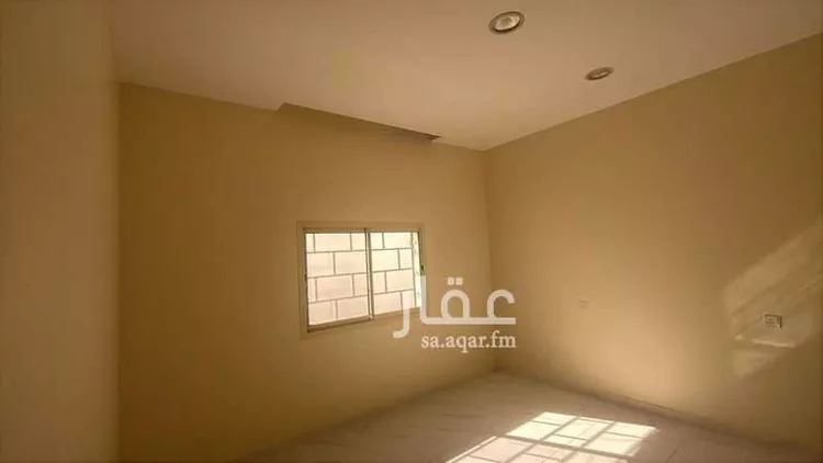 Floor for Rent in Riyadh Al Khabra Al Afrah