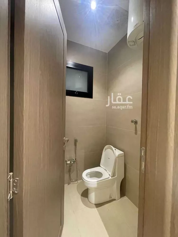 فيلا للبيع في شارع الحديبية, حي النزهة, مدينة رياض الخبراء, منطقة القصيم صورة 2