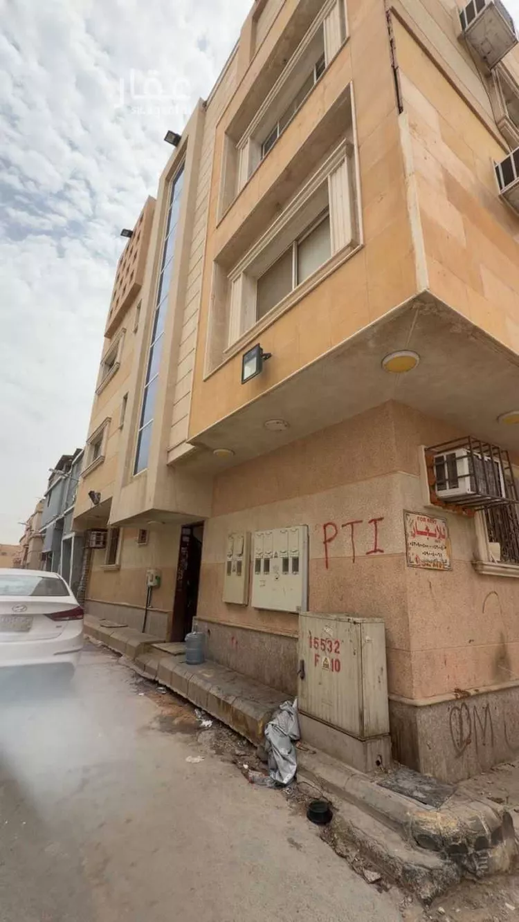 عمارة للبيع في شارع حمزة بن القاسم ، حي ثليم ، الرياض ، منطقة الرياض صورة 3