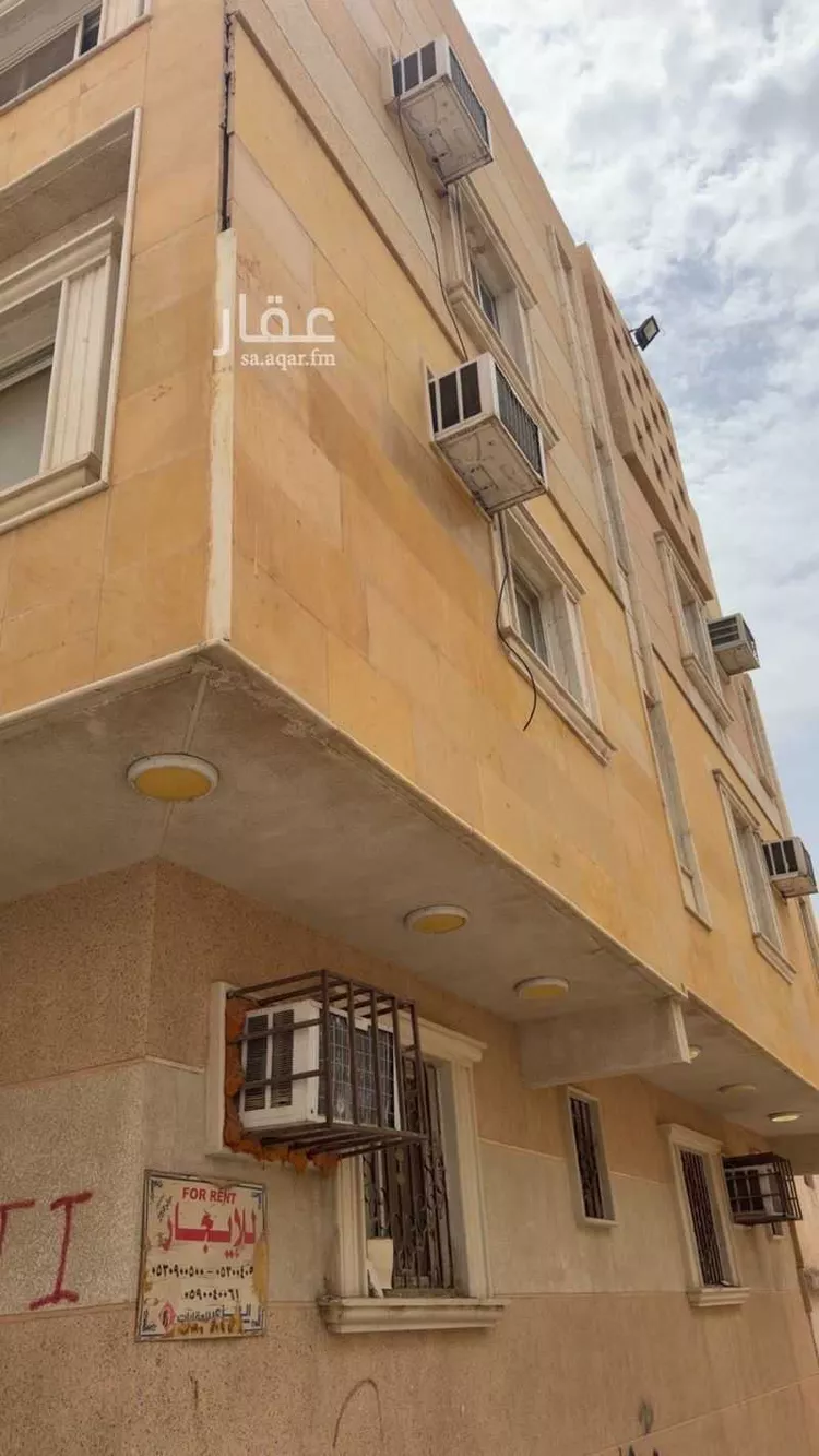 عمارة للبيع في شارع حمزة بن القاسم ، حي ثليم ، الرياض ، منطقة الرياض