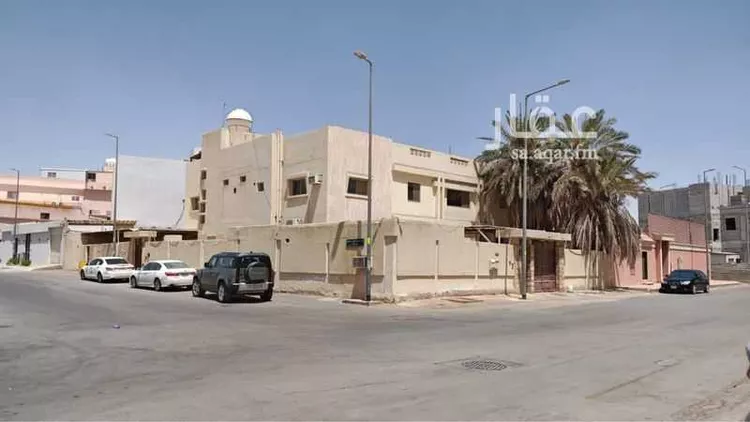 فيلا للبيع في شارع أيمن الحبشي ، حي الملز ، الرياض ، منطقة الرياض