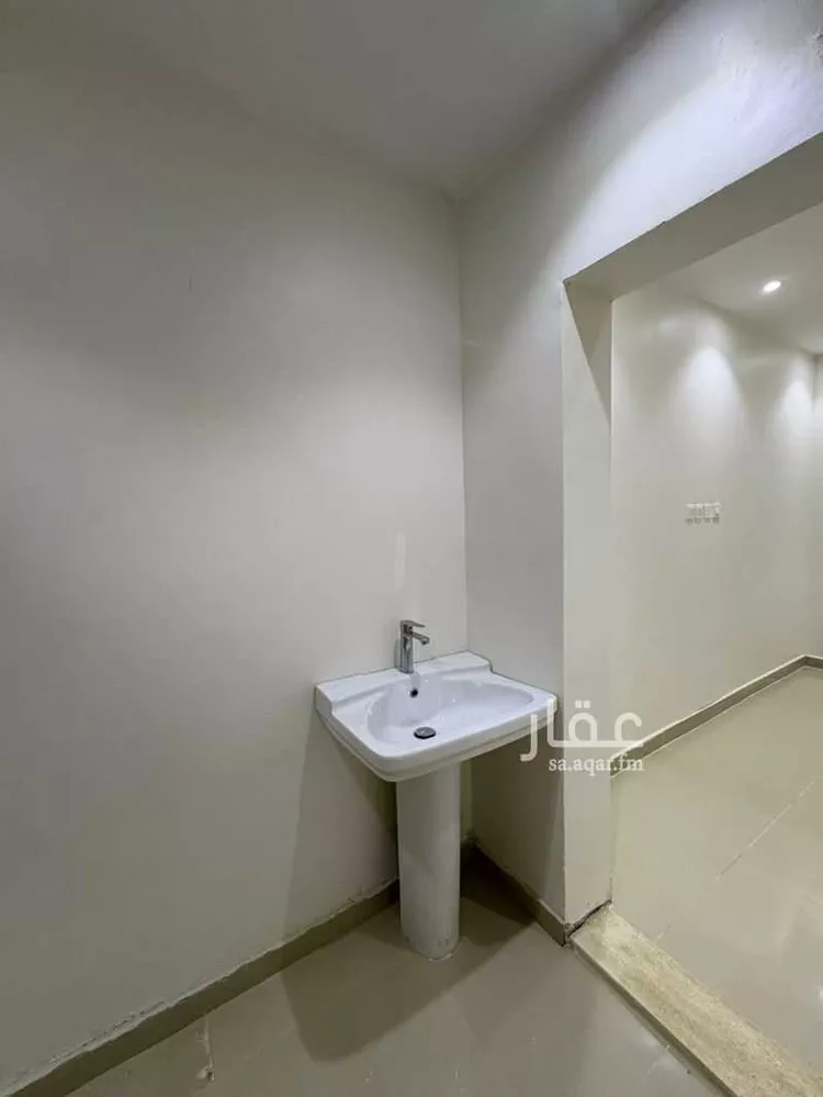 شقة للإيجار في شارع الاستقامة ، حي بدر ، الرياض ، منطقة الرياض صورة 3