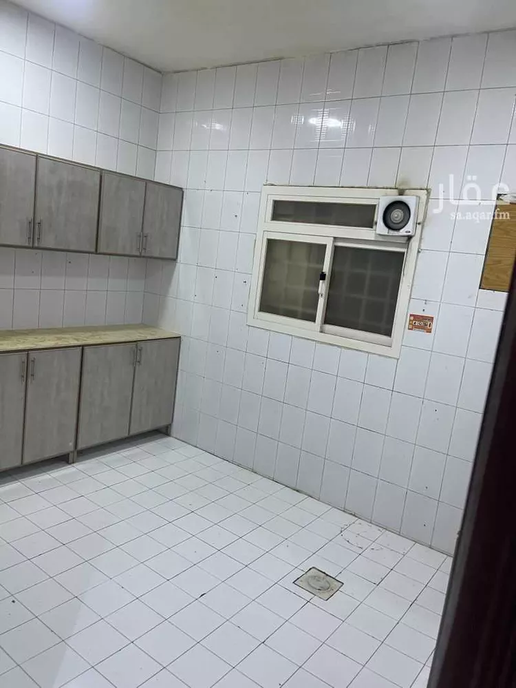 شقة للإيجار في شارع علي بن موفق ، حي ظهرة البديعة ، الرياض ، منطقة الرياض صورة 5