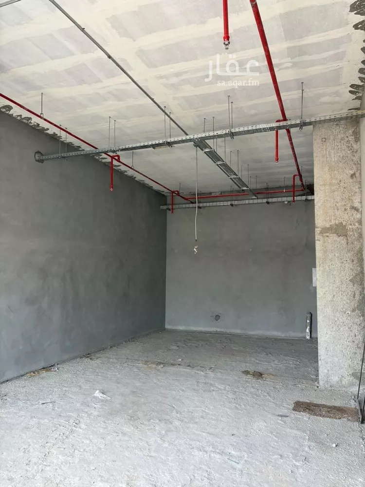 محل للإيجار في شارع ياسر بن عامر بن مالك, حي التحلية, مدينة الخبر, المنطقة الشرقية صورة 3