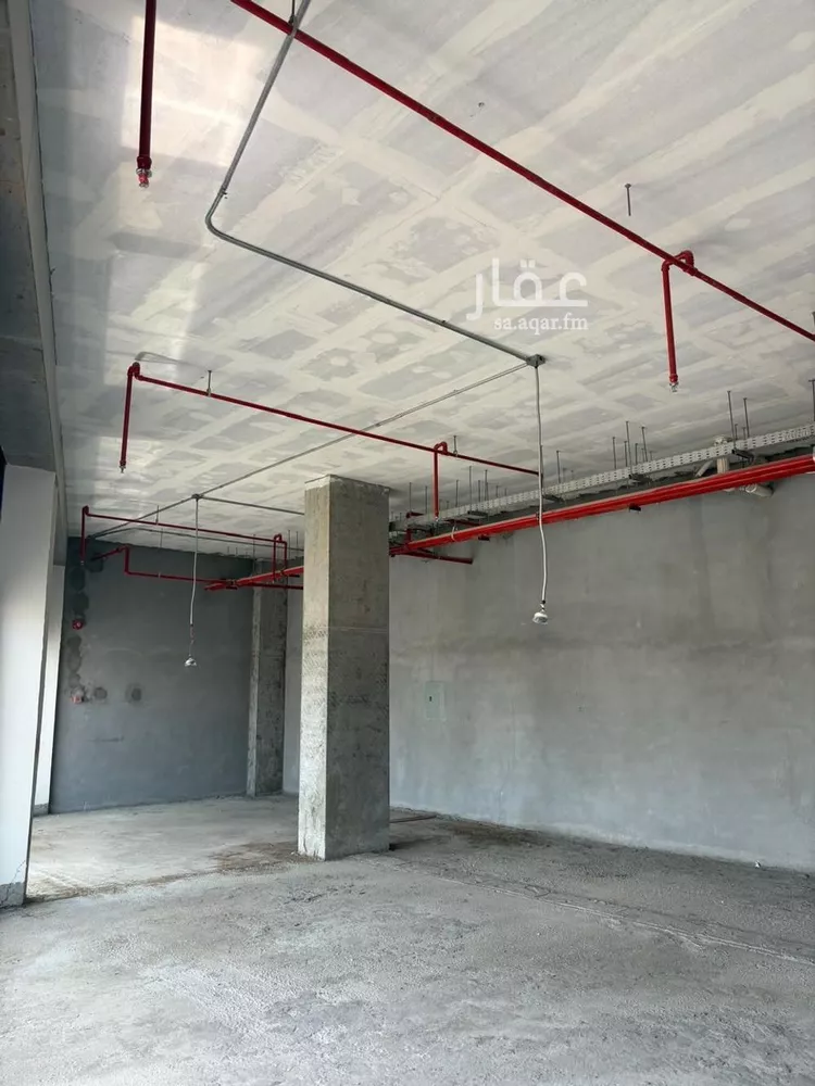 محل للإيجار في شارع ياسر بن عامر بن مالك, حي التحلية, مدينة الخبر, المنطقة الشرقية 8