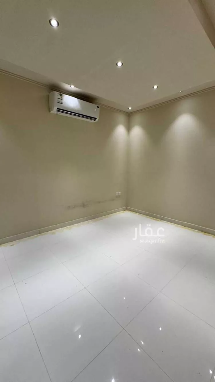 فيلا للإيجار في شارع محمد الهاروني, حي الرائد, مدينة الرياض, منطقة الرياض صورة 5