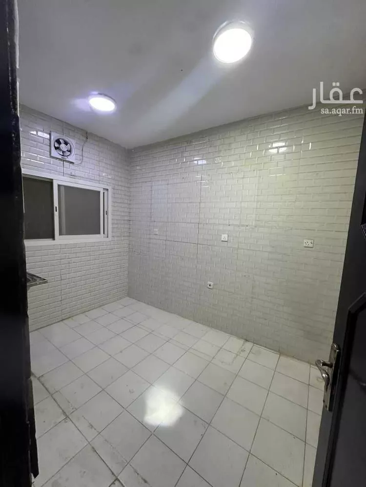 شقة للإيجار في شارع يوسف أبي المحاسن ، حي المصيف ، الرياض ، منطقة الرياض صورة 2