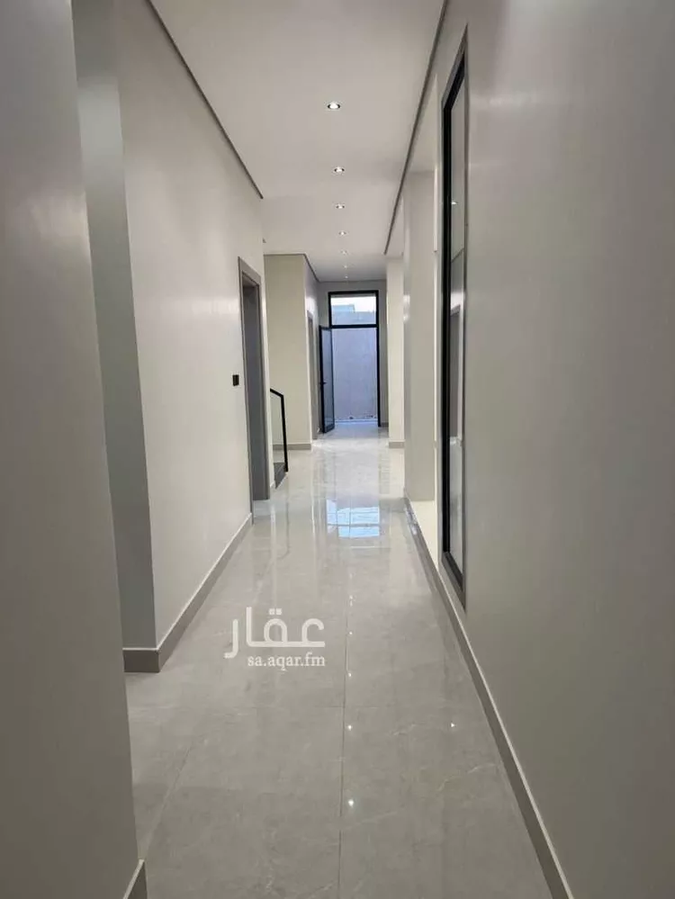 فيلا للبيع في شارع يوسف بن عمرو الطائفي, حي البيان, مدينة الرياض, منطقة الرياض صورة 2
