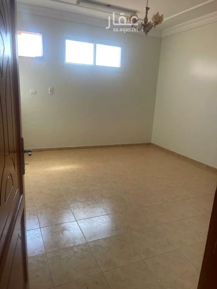 شقة للإيجار في شارع محمد الموصل, حي الورود, مدينة تبوك, منطقة تبوك صورة 2