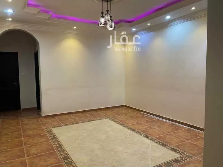 شقة للإيجار في شارع محمد الموصل, حي الورود, مدينة تبوك, منطقة تبوك صورة 2