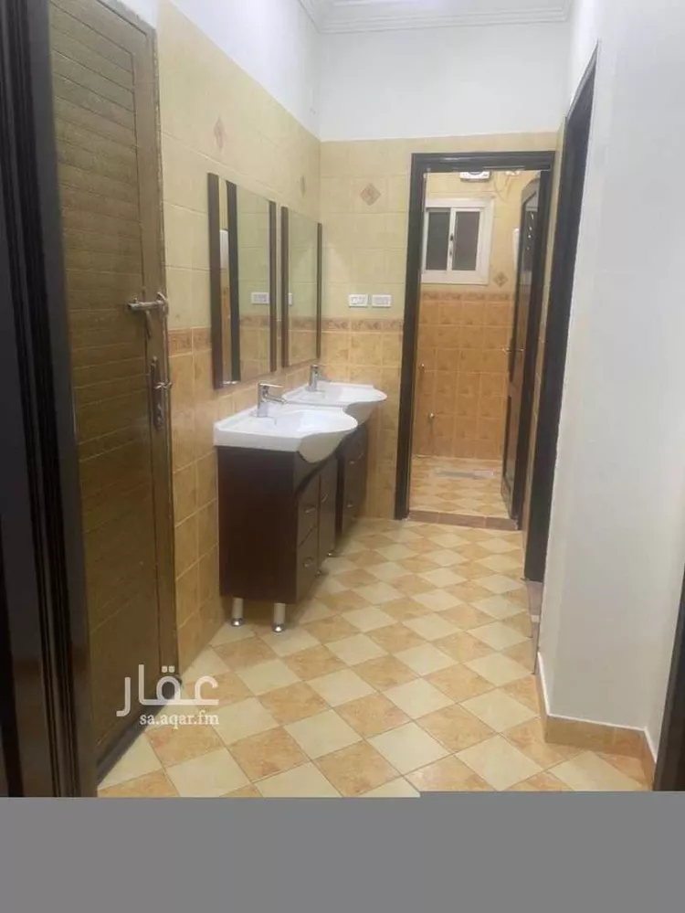 شقة للإيجار في شارع محمد الموصل ، حي المروج الاول ، تبوك ، منطقة تبوك صورة 5