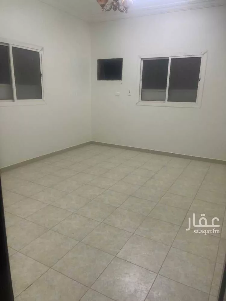 شقة للإيجار في شارع محمد الموصل, حي الورود, مدينة تبوك, منطقة تبوك صورة 2