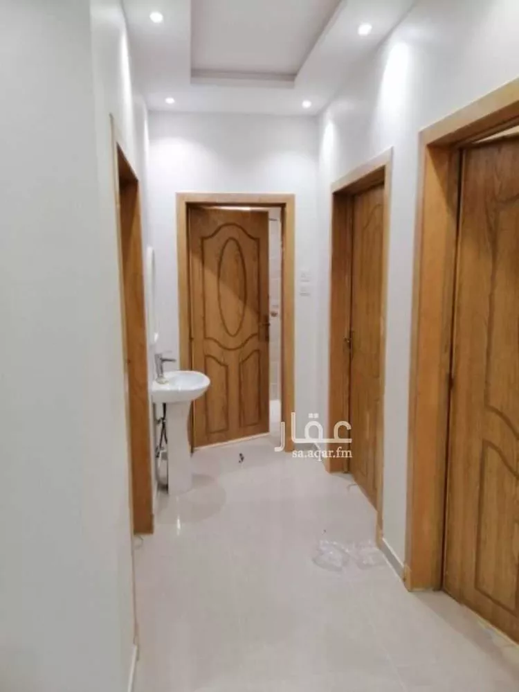 شقة للإيجار في شارع أحمد المروزي, حي عكاظ, مدينة الرياض, منطقة الرياض