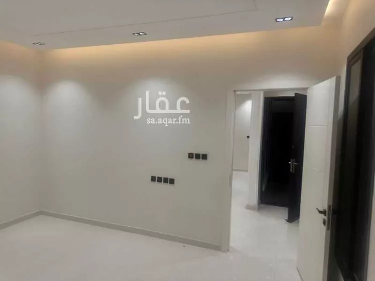 فيلا للإيجار في شارع خديجة بنت ابي الحسن ، حي العريجاء الغربية ، الرياض ، منطقة الرياض صورة 3