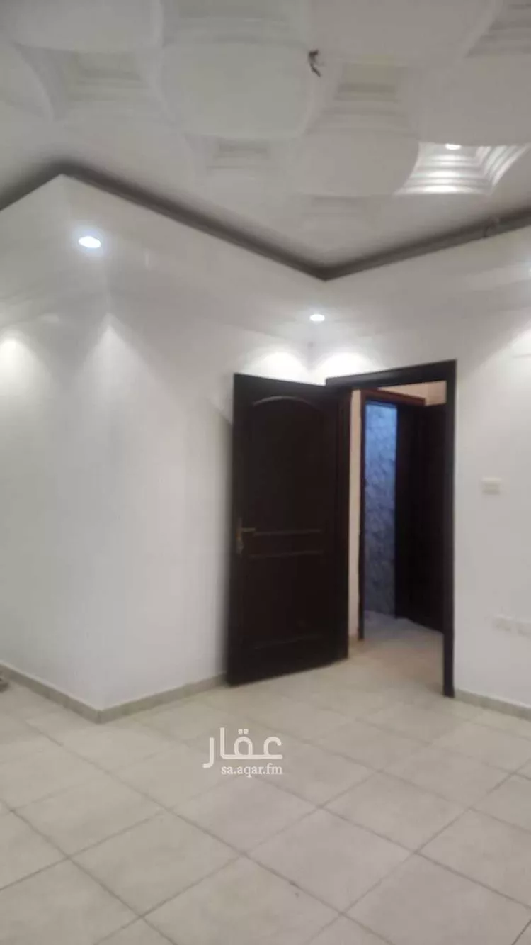 عمارة للإيجار في شارع علقان, حي النزهة, مدينة جدة, منطقة مكة المكرمة صورة 4