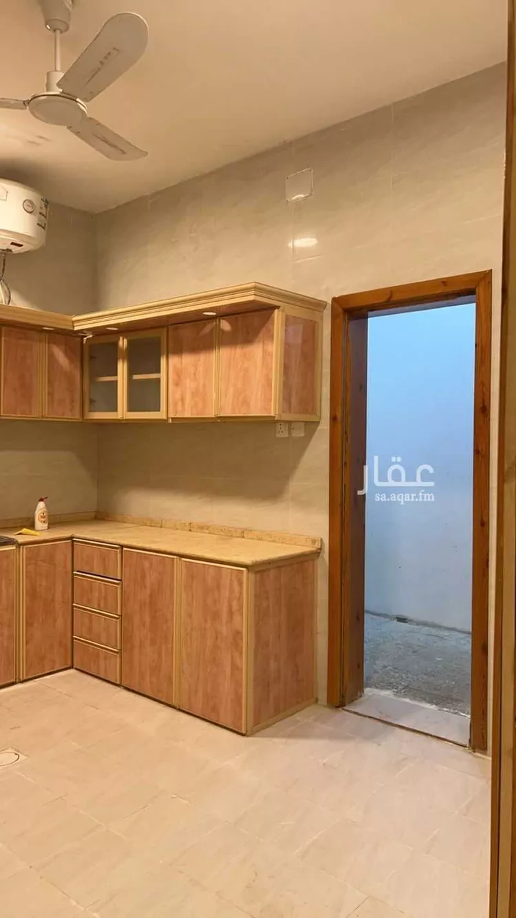 عمارة للإيجار في شارع الخليج 11, حي الخليج, مدينة احد رفيده, منطقة عسير صورة 4