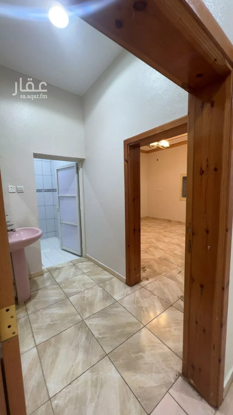 عمارة للإيجار في شارع الخليج 11, حي الخليج, مدينة احد رفيده, منطقة عسير صورة 2