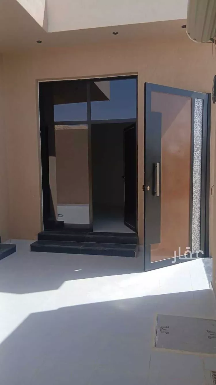 فيلا للبيع في شارع الحرفين ، حي الرماية ، الرياض ، منطقة الرياض صورة 3