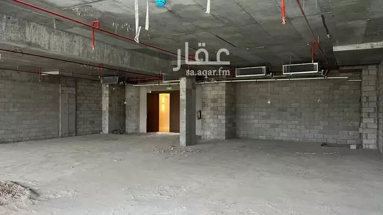 عمارة للإيجار في شارع طريق الثمامة, حي الربيع, مدينة الرياض, منطقة الرياض صورة 2