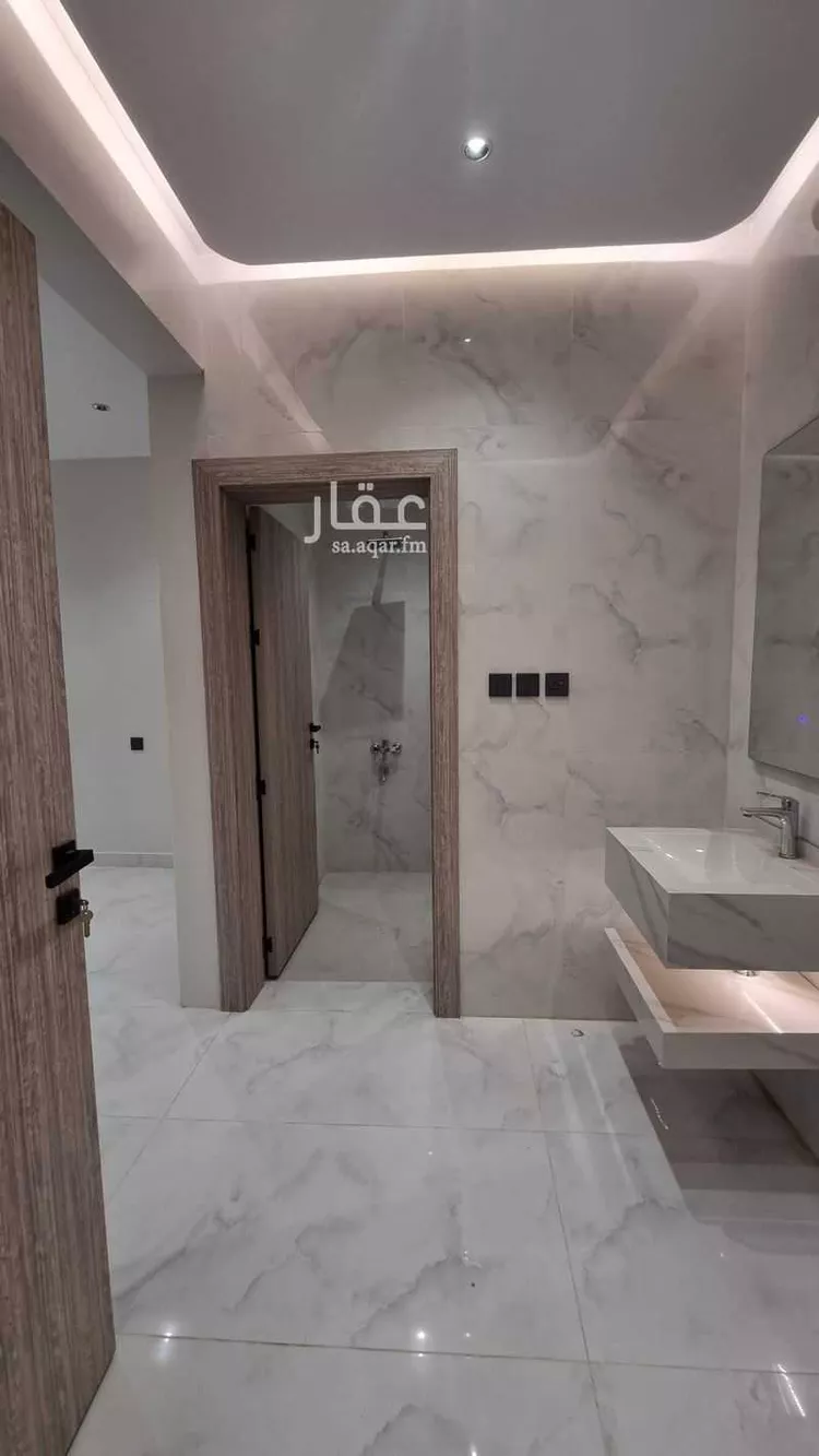 شقة للبيع في شارع الربيع بن مطر التميمي, حي المنتزة الشرقي, مدينة بريدة, منطقة القصيم صورة 2
