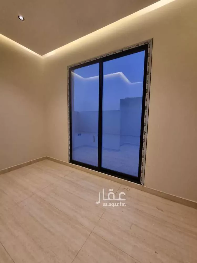 Floor for Sale in Buraydah King 9