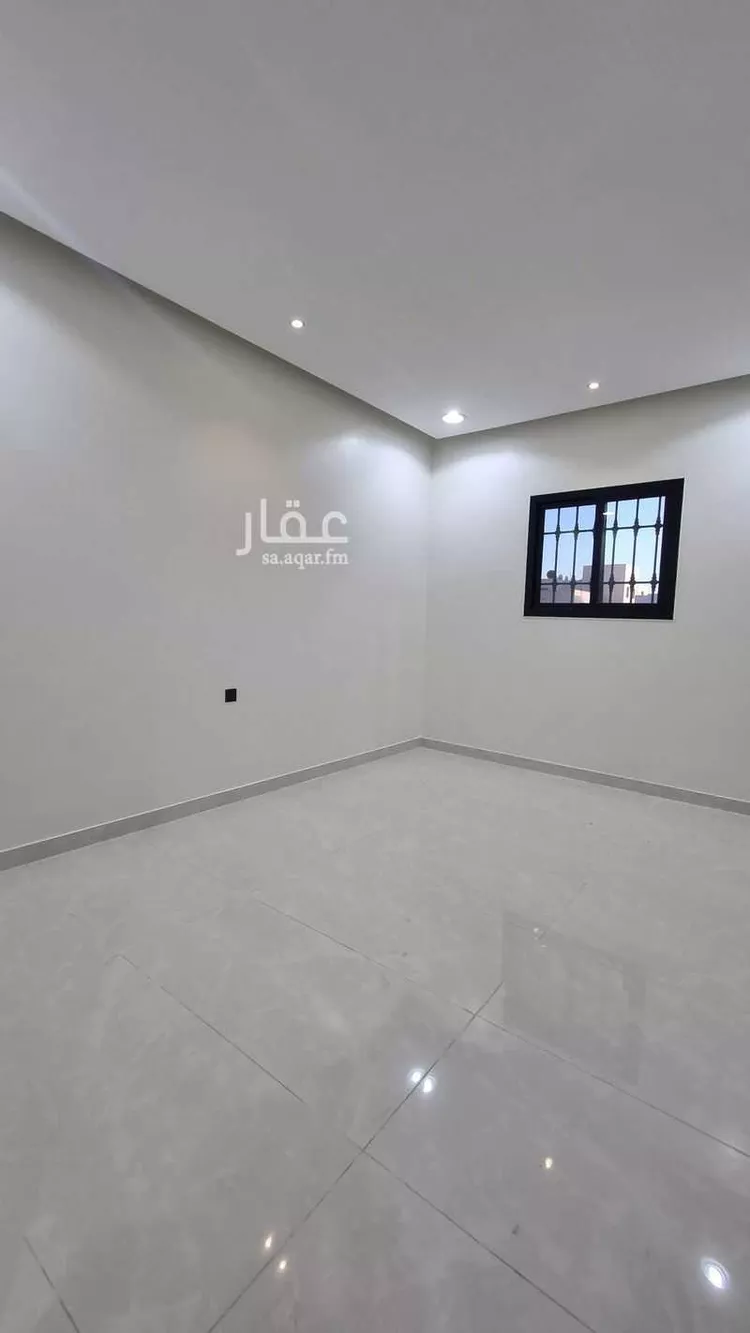 فيلا للبيع في شارع عاصم الكاتب, حي الضاحي الشرقي, مدينة بريدة, منطقة القصيم 15