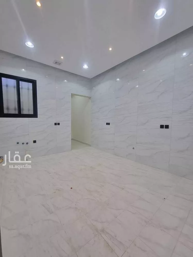 فيلا للبيع في شارع عبدالله الموصلي, حي الضاحي الشرقي, مدينة بريدة, منطقة القصيم صورة 4