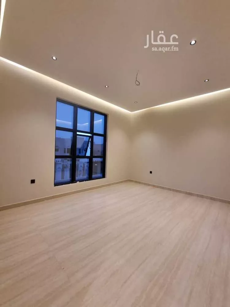 Floor for Sale in Buraydah King 16