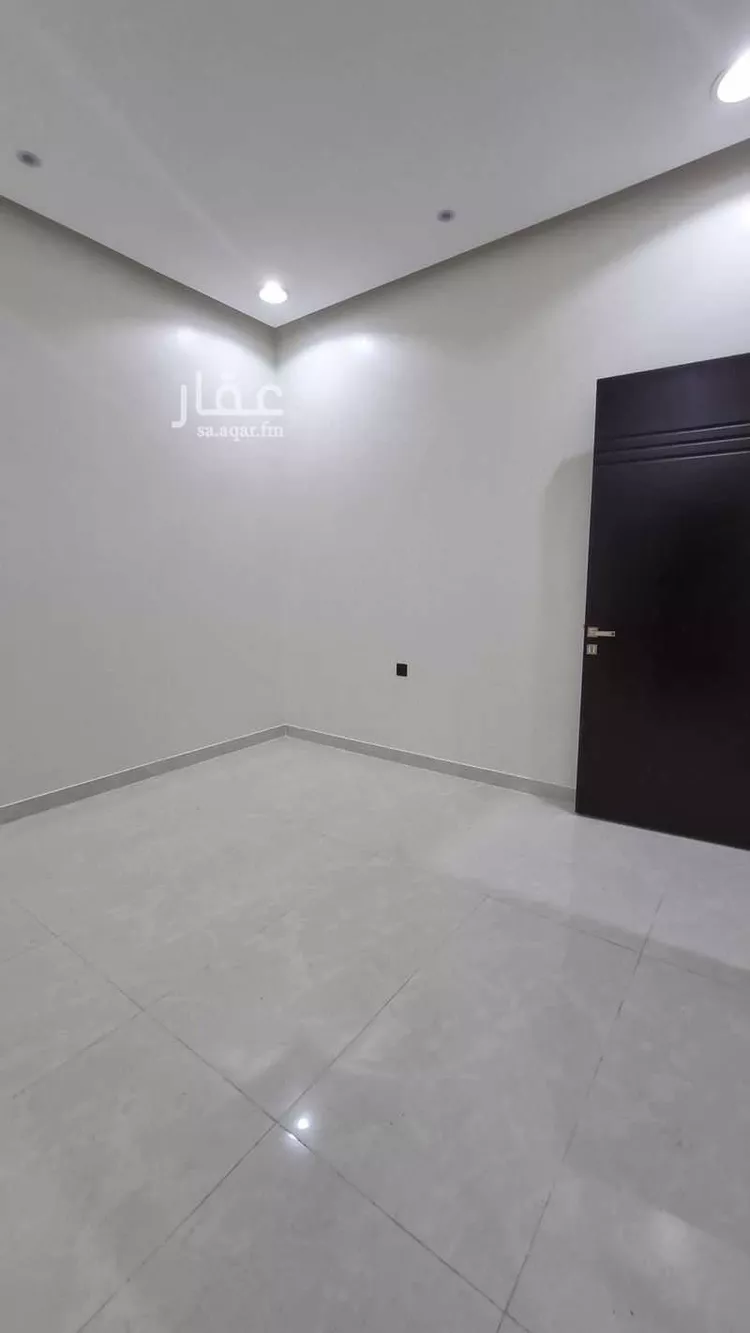 فيلا للبيع في شارع عاصم الكاتب, حي الضاحي الشرقي, مدينة بريدة, منطقة القصيم صورة 4