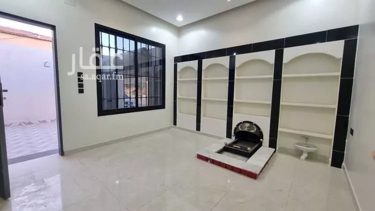 فيلا للبيع في شارع عاصم الكاتب, حي الضاحي الشرقي, مدينة بريدة, منطقة القصيم 7