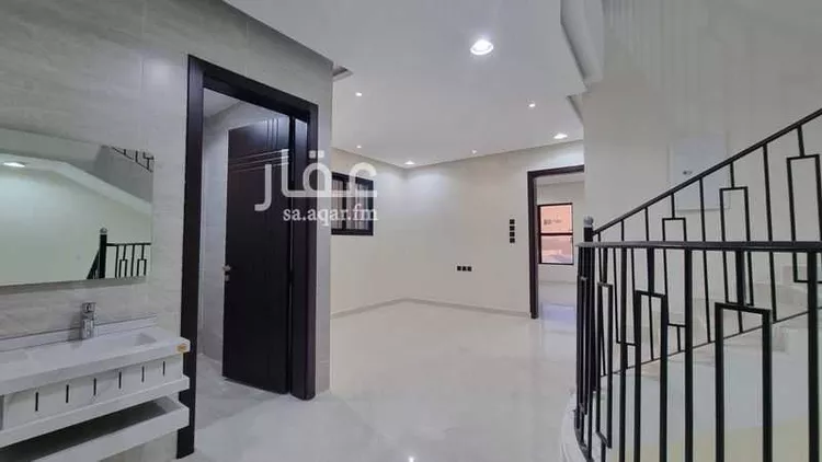 فيلا للبيع في شارع عاصم الكاتب, حي الضاحي الشرقي, مدينة بريدة, منطقة القصيم 11