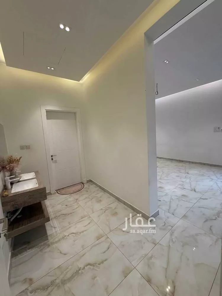 فيلا للإيجار في شارع عبس بن عامر السلمي ، حي العوالي ، الرياض ، منطقة الرياض صورة 2