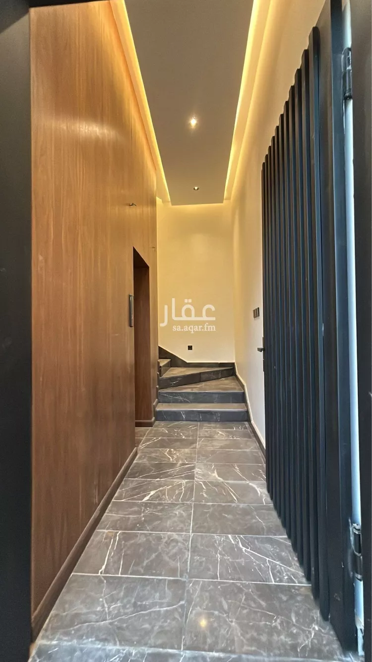 دور للبيع في شارع جبل ازيد الفرعي, حي العارض, مدينة الرياض, منطقة الرياض صورة 2