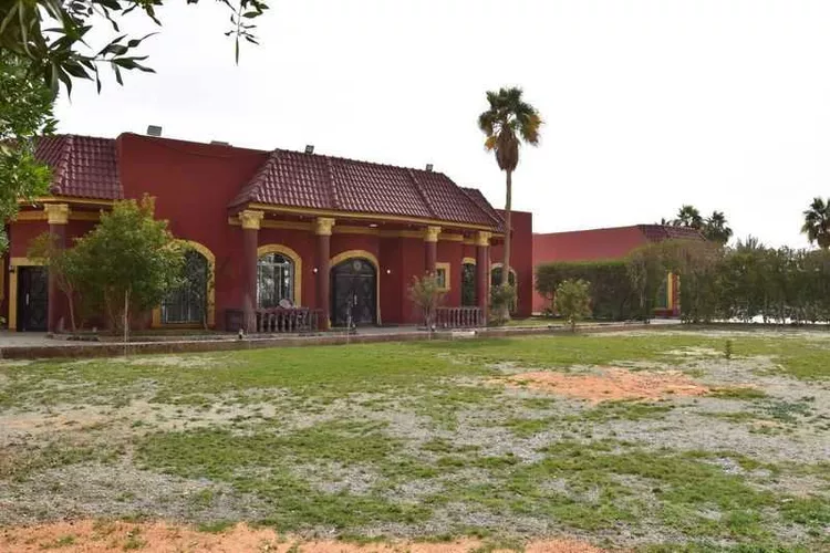 استراحة للبيع في شارع عثمان بن بشر النجدي, حي الرمال, مدينة الرياض, منطقة الرياض صورة 5