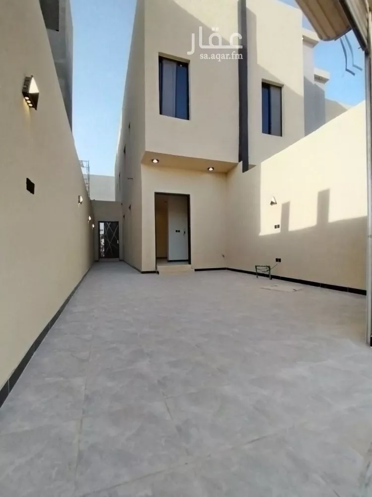 دور للبيع في شارع يوسف بن سلام, حي بدر, مدينة الرياض, منطقة الرياض صورة 2
