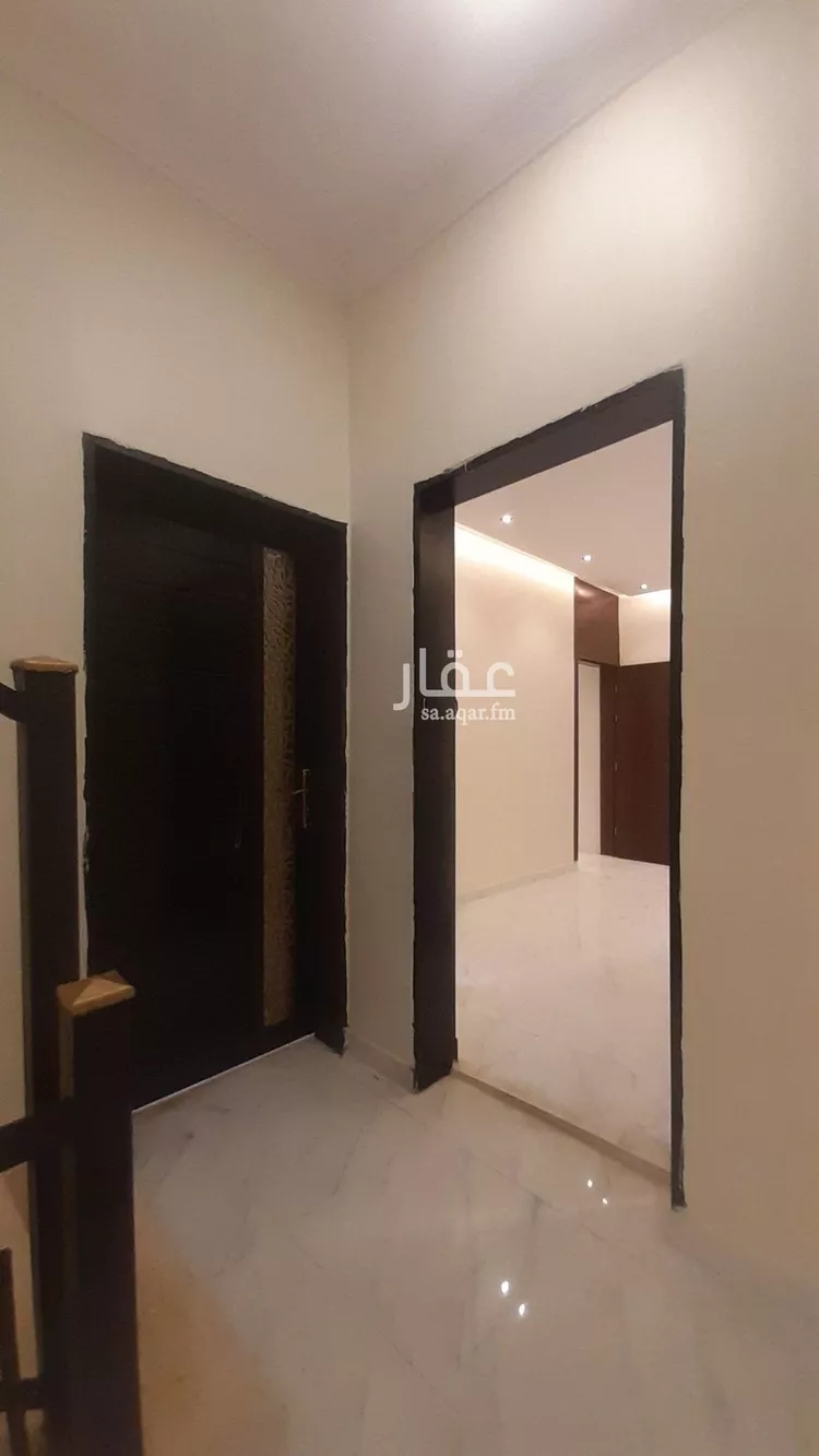 دور للبيع في شارع الرسالة, حي بدر, مدينة الرياض, منطقة الرياض صورة 4