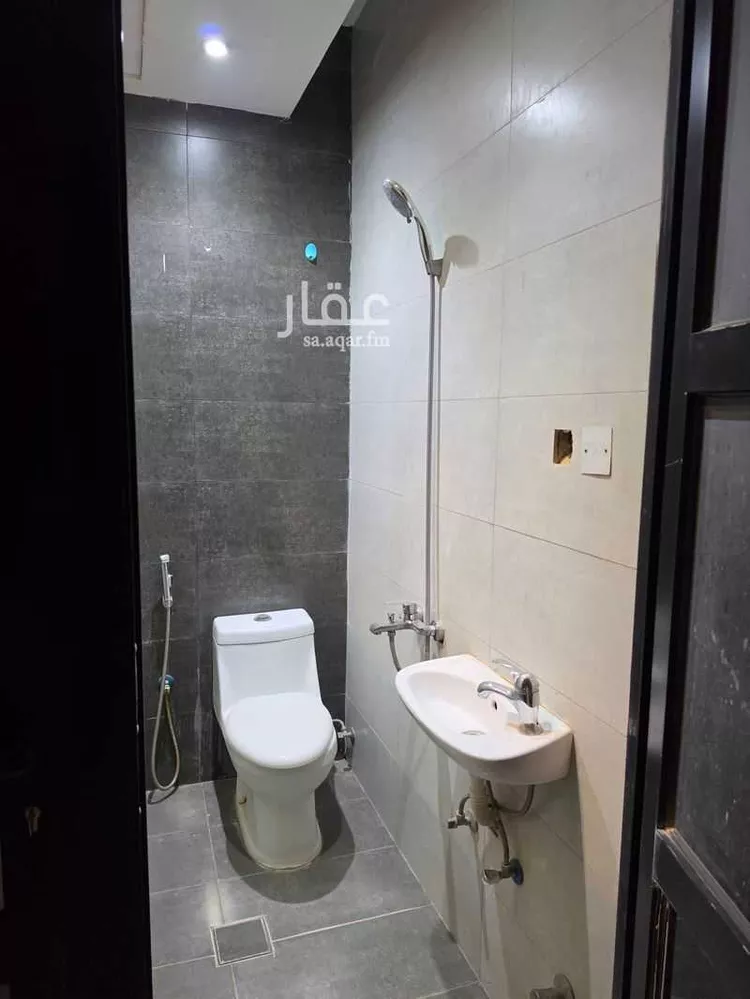 Building for Rent in Riyadh Al Arid صورة 5
