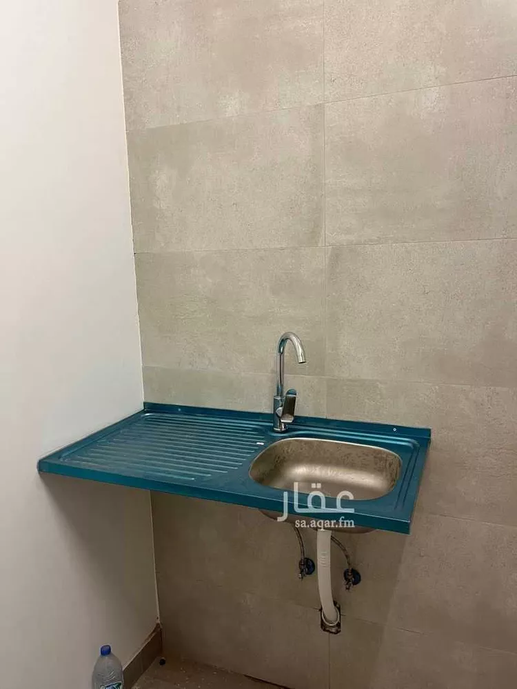 غرفة للإيجار في شارع إبراهيم التيمي, حي أبحر الشمالية, مدينة جدة, منطقة مكة المكرمة