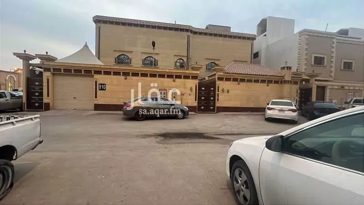 بيت للبيع في شارع الشيحية ، حي السعادة ، الرياض ، منطقة الرياض