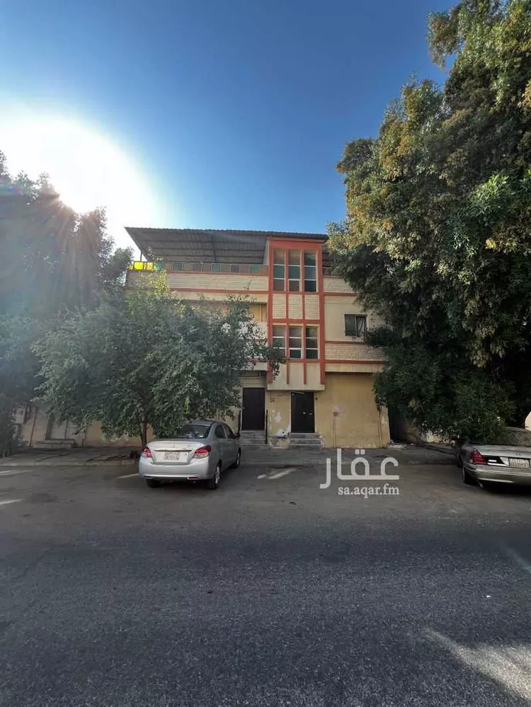 عمارة للبيع في شارع رابغ, حي الثقبة, مدينة الخبر, المنطقة الشرقية صورة 2