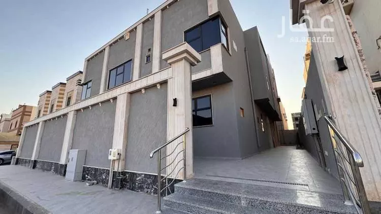 عمارة للبيع في شارع سليمان بن عبيد المازني, حي الدفاع, مدينة المدينه المنوره, منطقة المدينة المنورة صورة 2