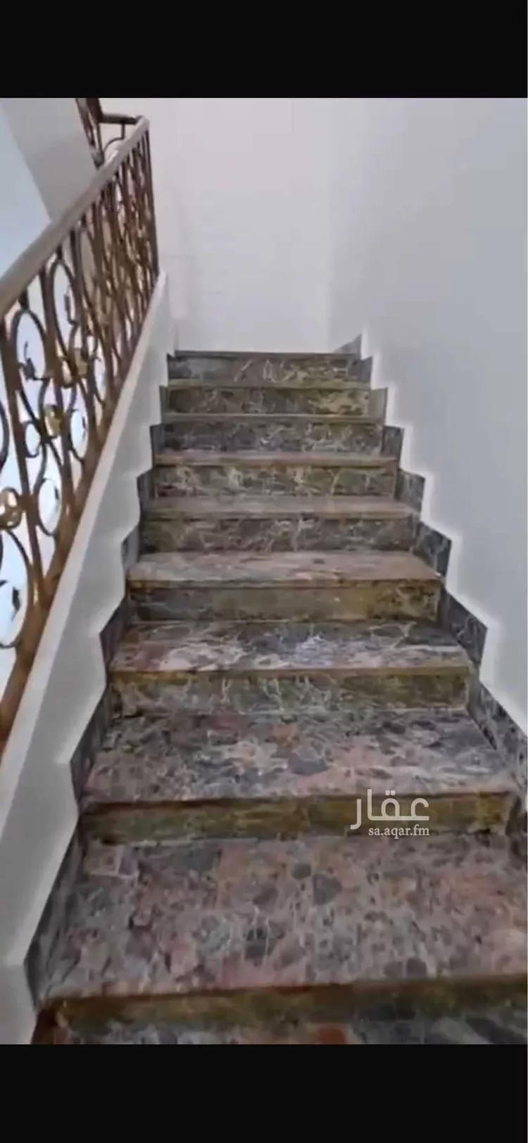 فيلا للبيع في شارع احمد بن الحجاج, حي الدفاع, مدينة المدينه المنوره, منطقة المدينة المنورة صورة 3