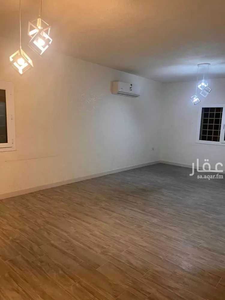 فيلا للإيجار في شارع عبدالرحمن العمادي, حي مطار الملك خالد الدولي, مدينة الرياض, منطقة الرياض 11