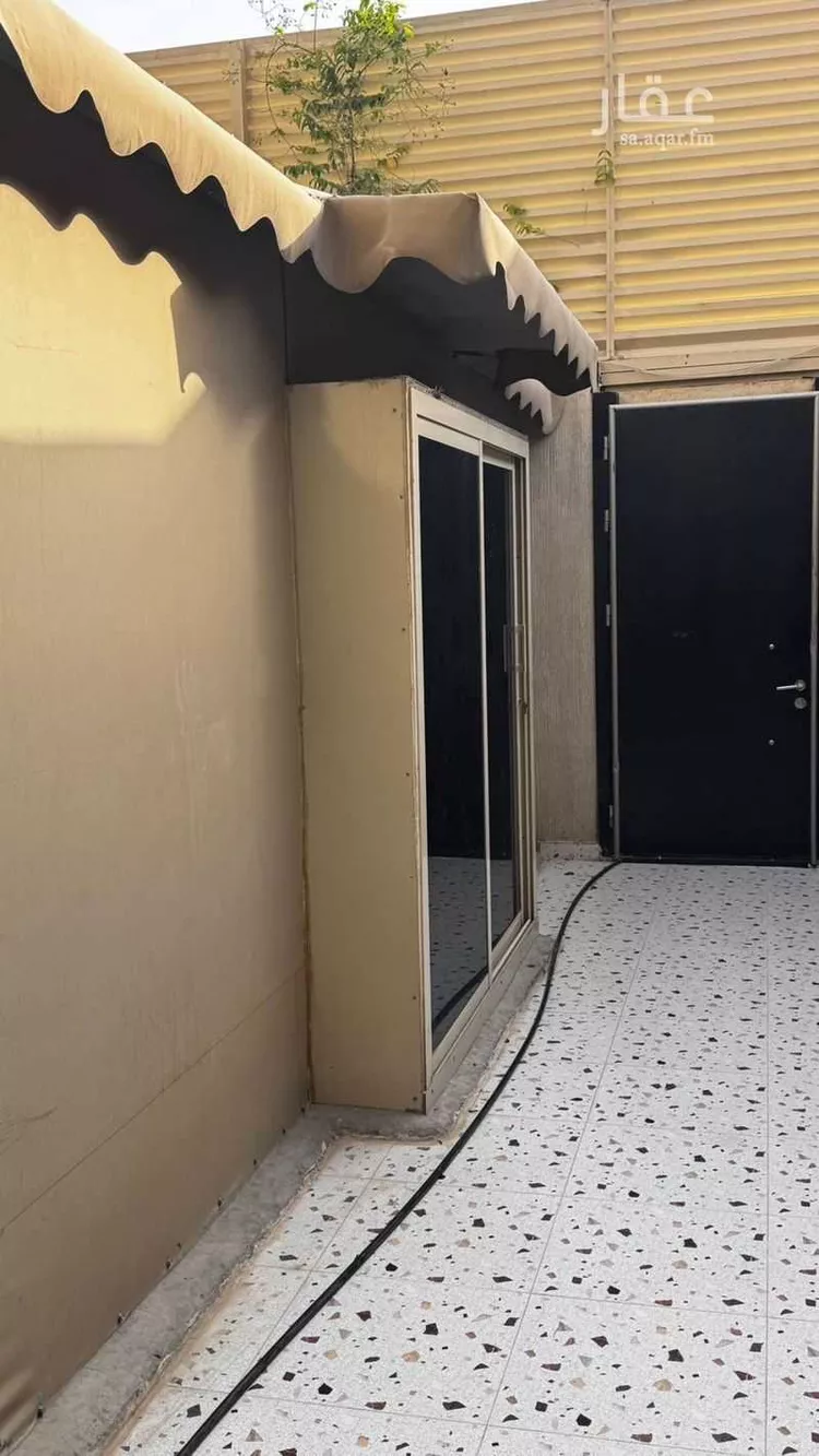 فيلا للإيجار في شارع محمود إسكندراني, حي مطار الملك خالد الدولي, مدينة الرياض, منطقة الرياض صورة 2