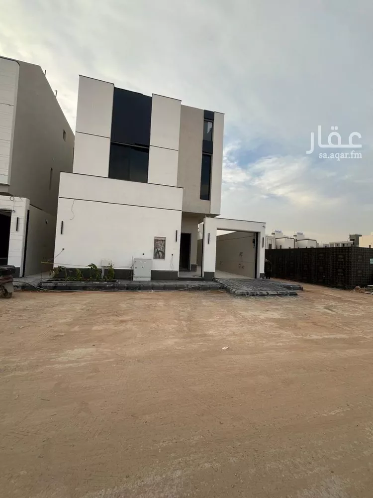 فيلا للبيع في شارع محمد بن مانع, حي القادسية, مدينة الرياض, منطقة الرياض