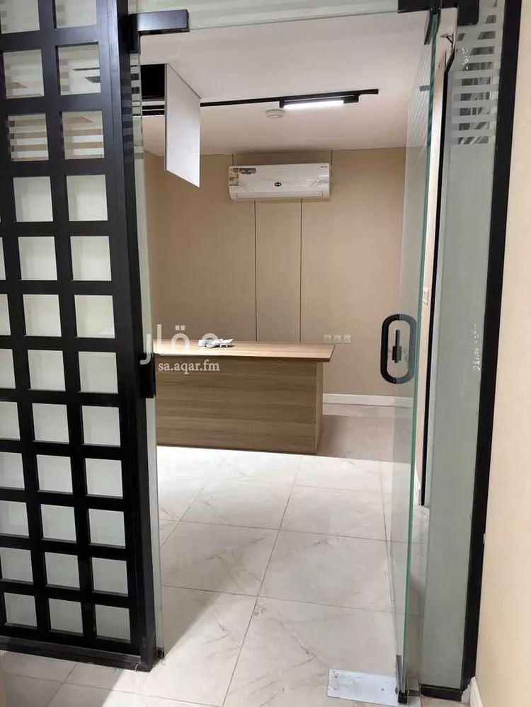 محل للإيجار في شارع فلسطين, حي الشرفية, مدينة جدة, منطقة مكة المكرمة صورة 5