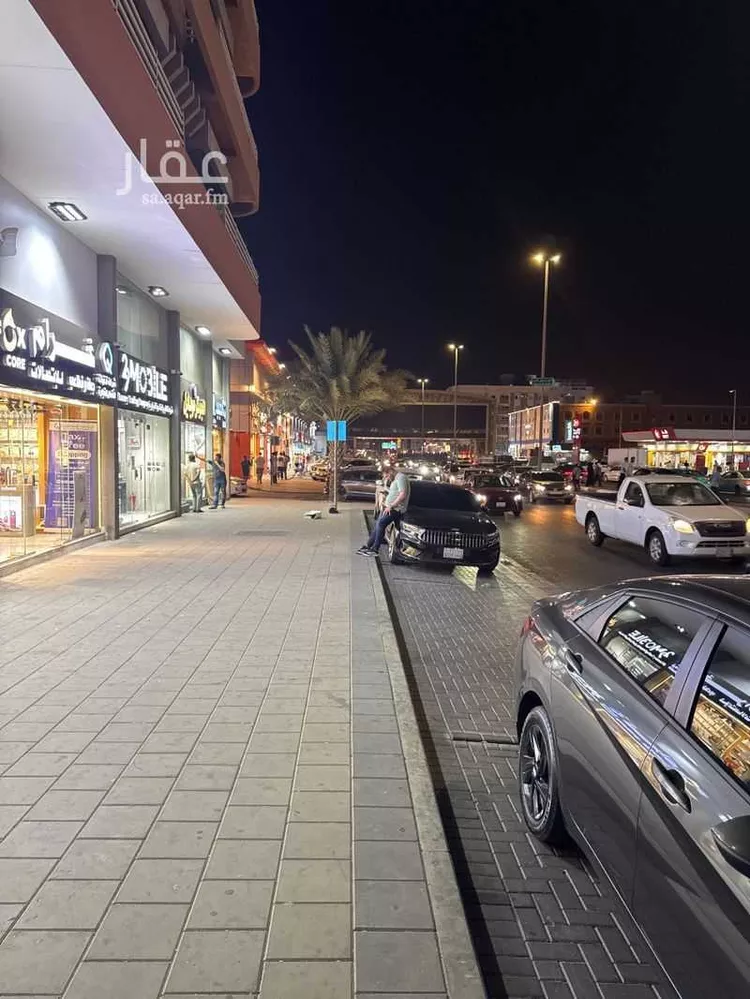 Shop for Rent in Jeddah Al Sharafiyah صورة 4