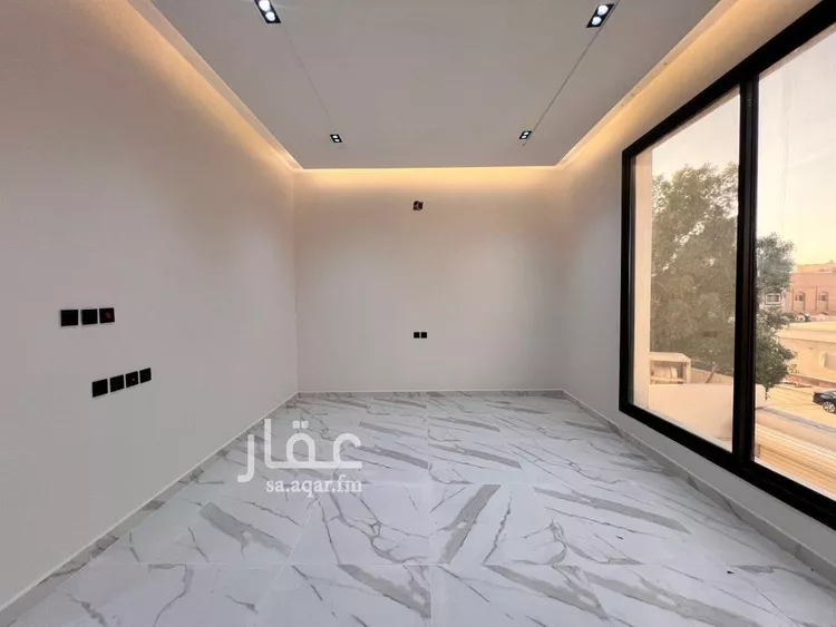 دور للبيع في شارع فهد المعشوق, حي العزيزية, مدينة الرياض, منطقة الرياض صورة 5