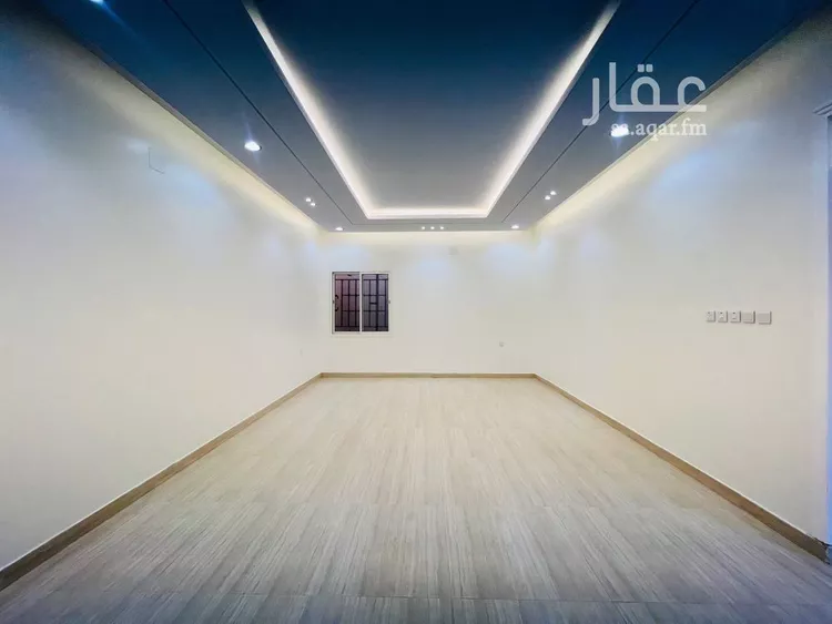 فيلا للبيع في شارع رقم 12, حي العزيزية, مدينة الرياض, منطقة الرياض صورة 2
